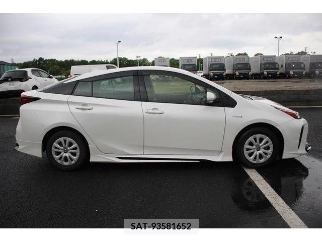 Toyota PRIUS 2020-03 282286-6