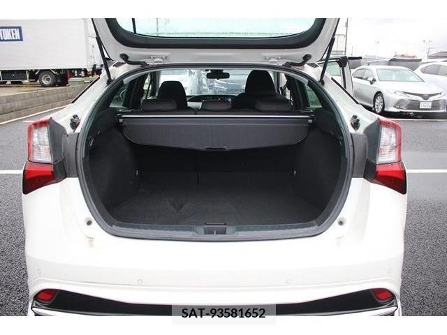 Toyota PRIUS 2020-03 282286-17