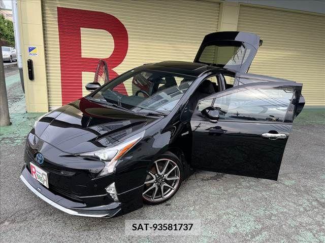 Toyota PRIUS 2016-08 322356-3