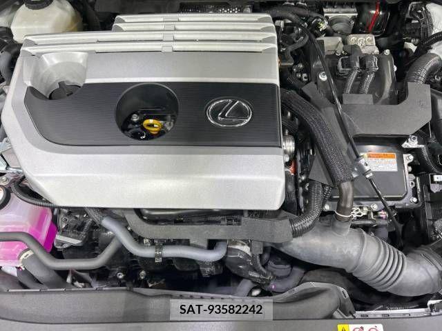 Lexus UX 2023-08 353990-17