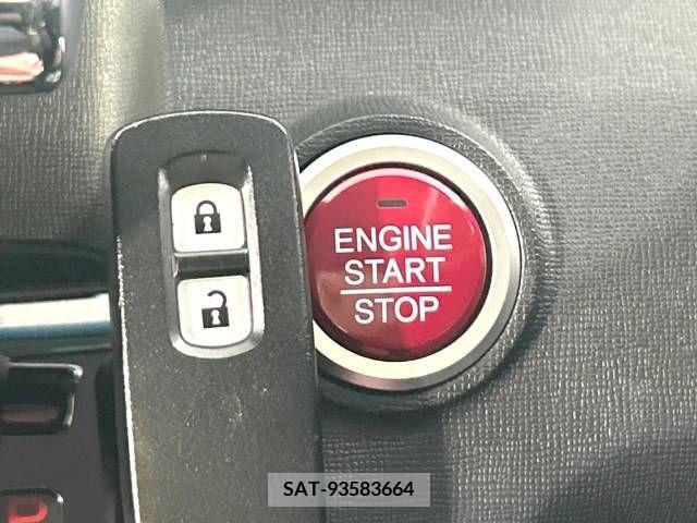 Honda N-ONE 2017-11 307589-7