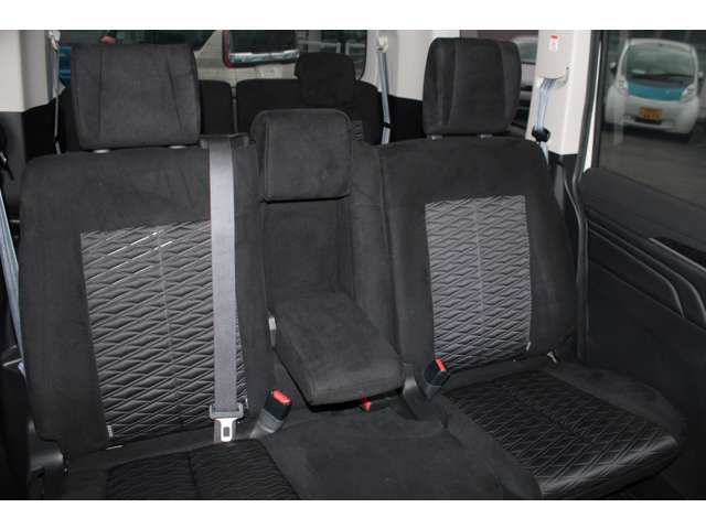 Mitsubishi DELICA D5 2019-06 5986-11