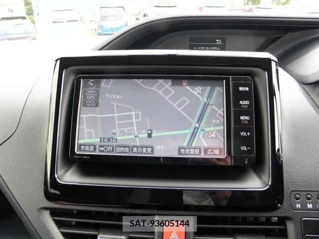 Toyota VOXY 2015-03 321696-8