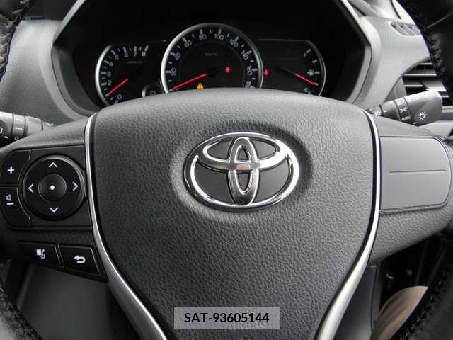 Toyota VOXY 2015-03 321696-19