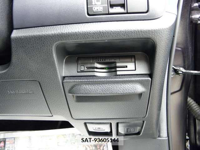 Toyota VOXY 2015-03 321696-6