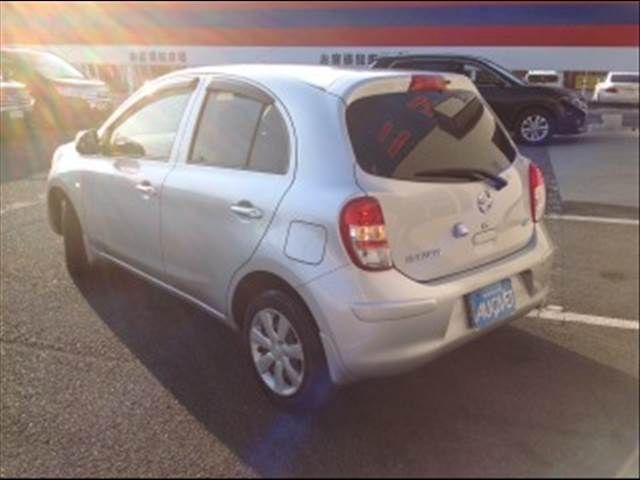 Nissan MARCH 2011-09 4068-5