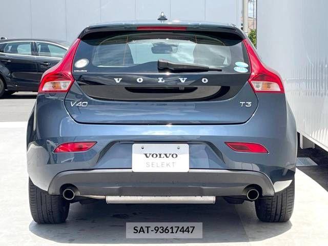 Volvo V40 2019-05 320555-17