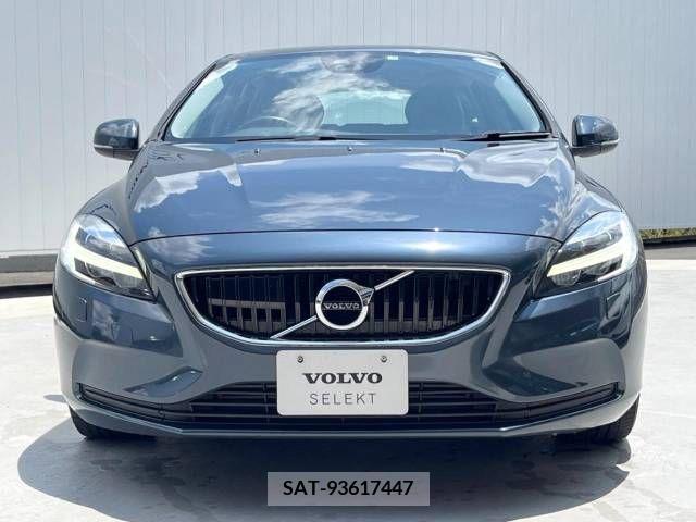 Volvo V40 2019-05 320555-15
