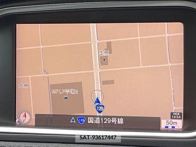 Volvo V40 2019-05 320555-4