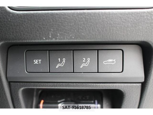 Mazda MAZDA3 2019-05 211235-5