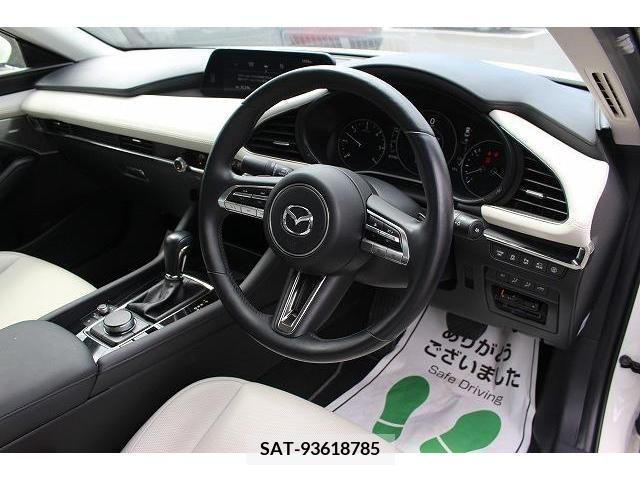 Mazda MAZDA3 2019-05 211235-13