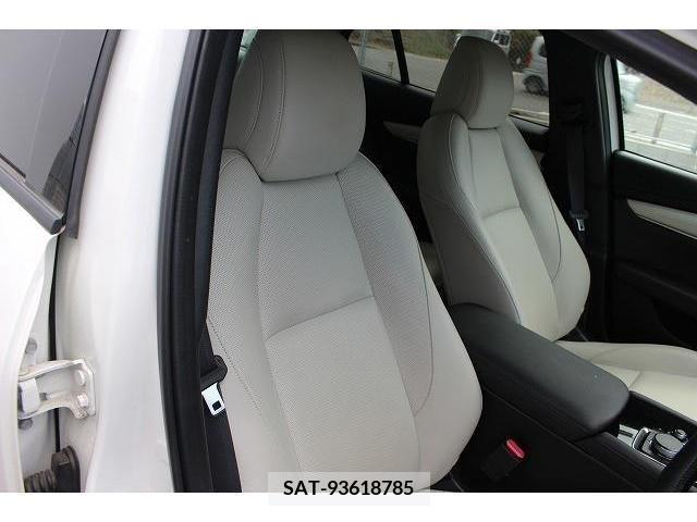 Mazda MAZDA3 2019-05 211235-14