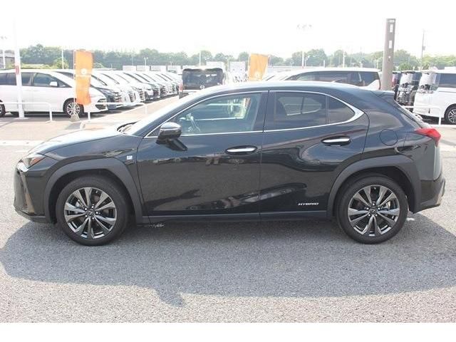 Lexus UX 2020-01 5025-8