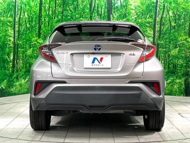 Toyota C-HR 2017-08 183367-15