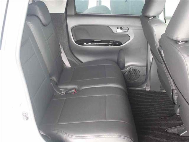 Daihatsu MOVE CUSTOM 2022-01 18125-7