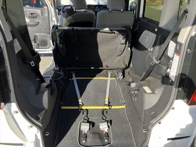Daihatsu TANTO 2022-10 1135-1