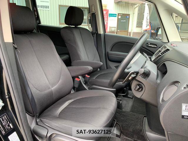 Mazda BIANTE 2013-05 261702-6
