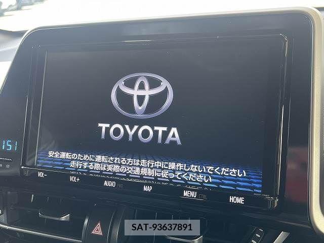 Toyota C-HR 2018-05 357798-2