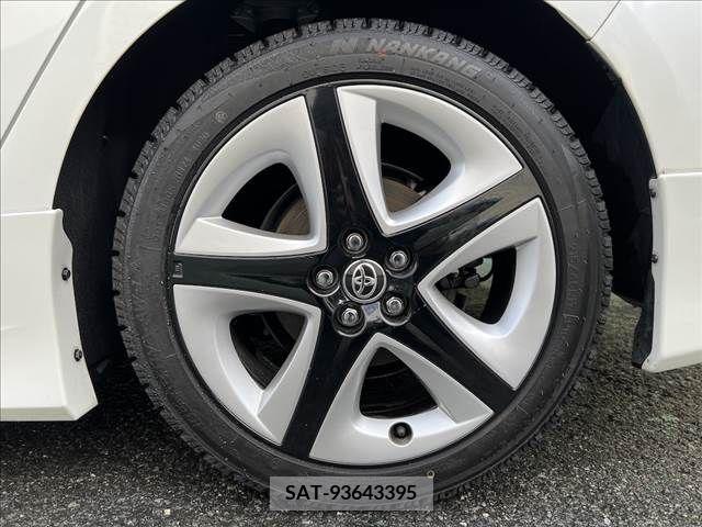 Toyota PRIUS 2016-02 210340-5
