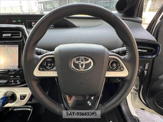 Toyota PRIUS 2016-02 210340-17