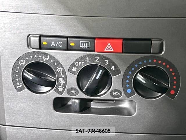 Daihatsu MOVE CONTE 2014-11 253630-6