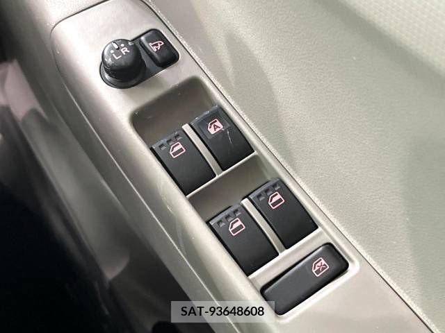 Daihatsu MOVE CONTE 2014-11 253630-5