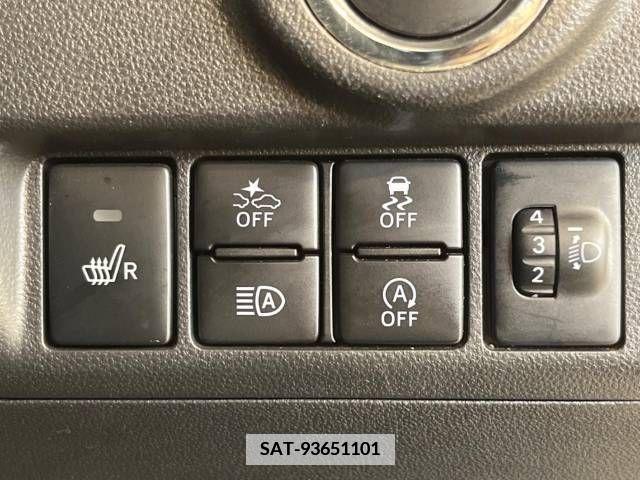 Daihatsu MOVE CUSTOM 2018-01 340272-3