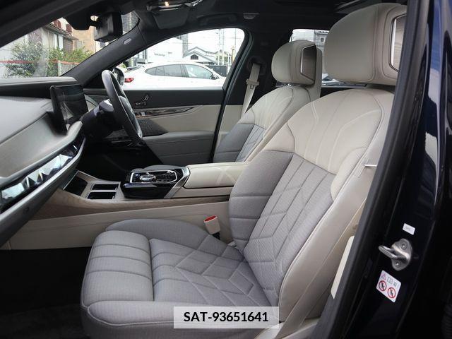 Bmw i7 2022-10 384455-16