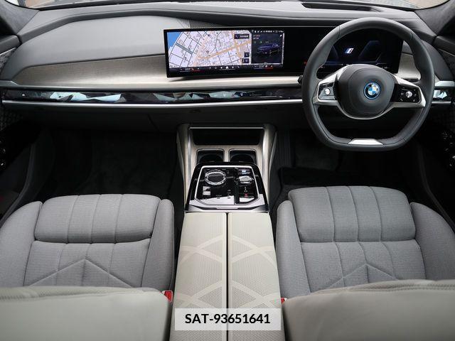 Bmw i7 2022-10 384455-19