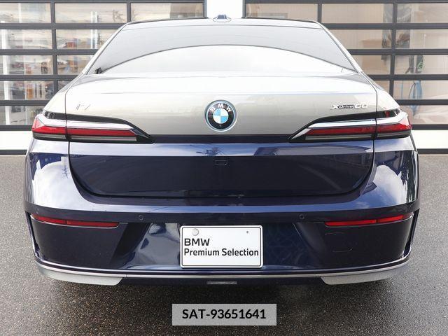 Bmw i7 2022-10 384455-6