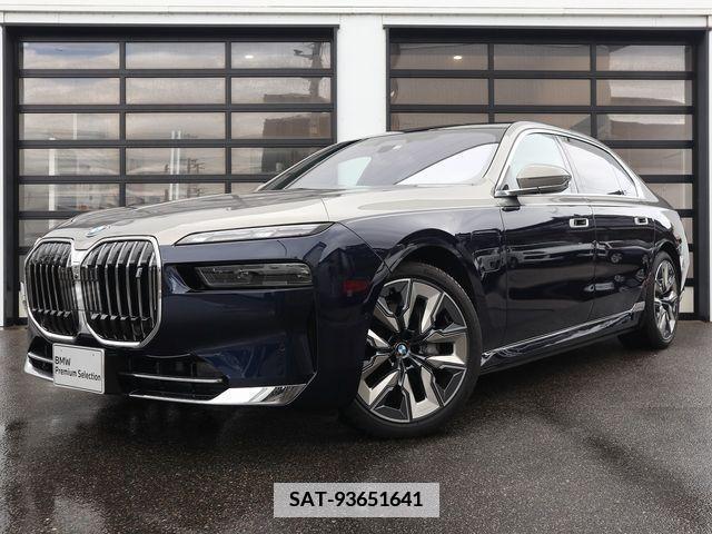 Bmw i7 2022-10 384455-0