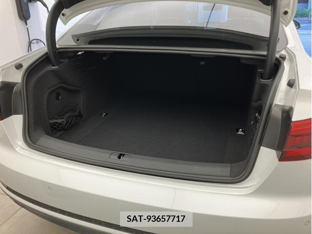 Audi A4 2016-06 343332-14