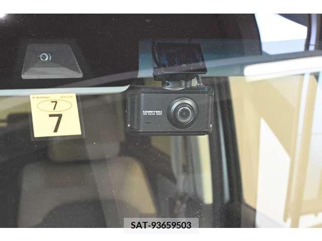Honda N BOX 2022-07 212543-6