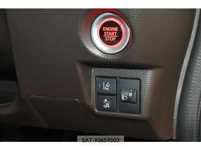 Honda N BOX 2022-07 212543-7