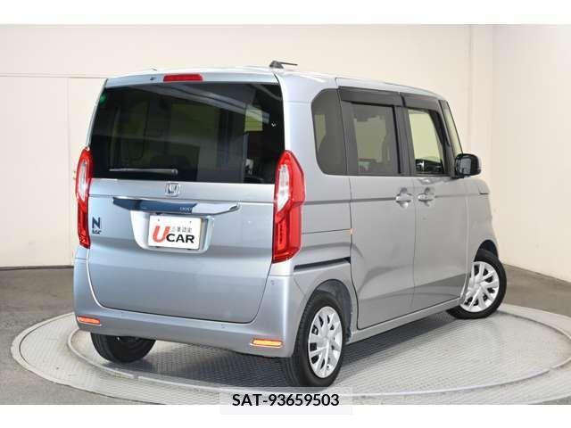 Honda N BOX 2022-07 212543-17