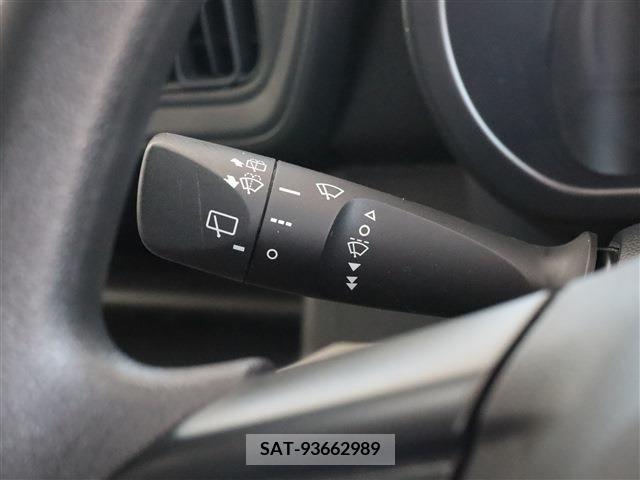 Toyota PASSO 2018-06 246935-24