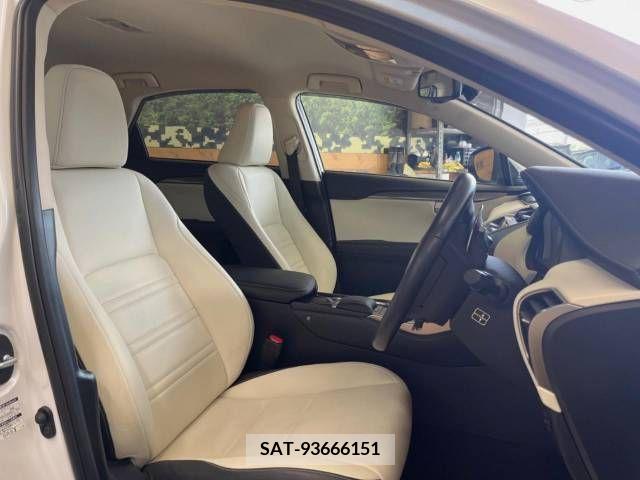 Lexus NX 2017-12 275621-9