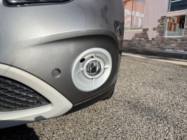Mercedes Benz GLA-CLASS 2017-06 17941-10