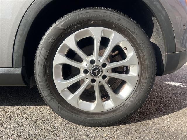 Mercedes Benz GLA-CLASS 2017-06 17941-16