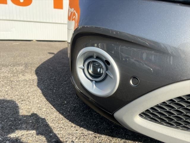 Mercedes Benz GLA-CLASS 2017-06 17941-11
