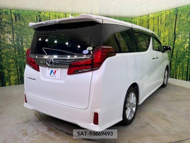 Toyota ALPHARD 2018-11 388981-17