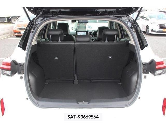 Nissan AURA 2023-04 389484-17