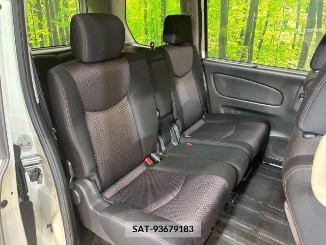 Nissan SERENA 2011-06 324884-12