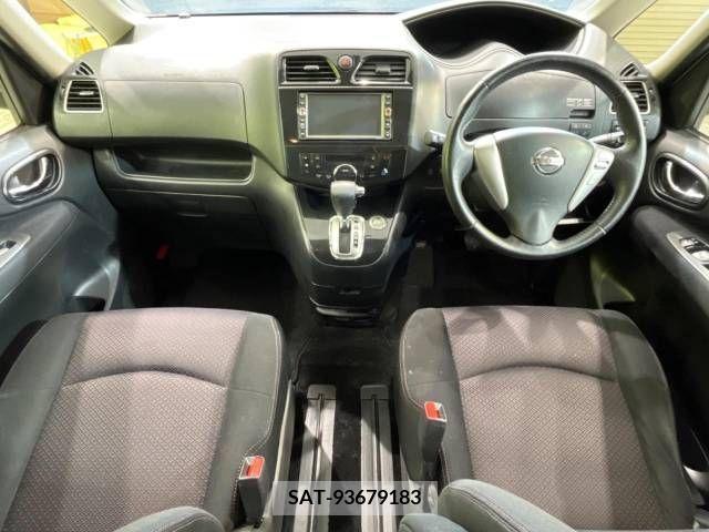 Nissan SERENA 2011-06 324884-1