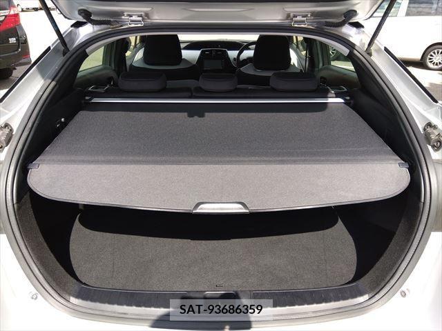Toyota PRIUS 2021-05 281941-16