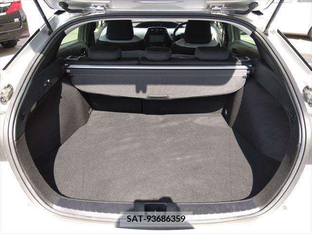 Toyota PRIUS 2021-05 281941-15