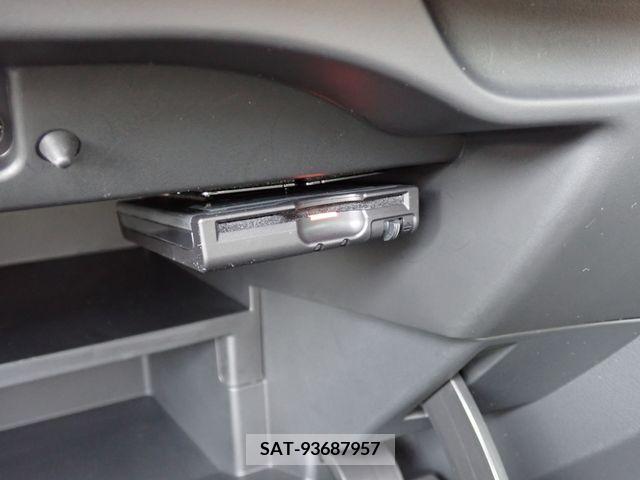 Nissan NOTE 2019-01 207584-7