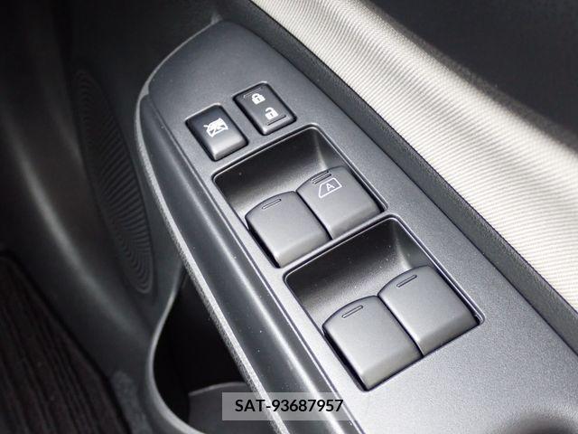 Nissan NOTE 2019-01 207584-12