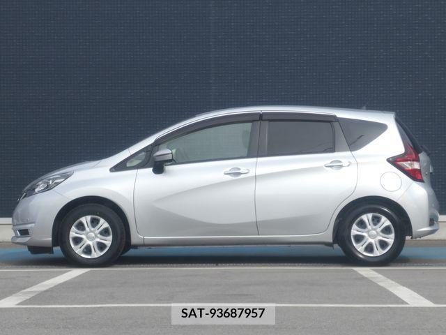 Nissan NOTE 2019-01 207584-16