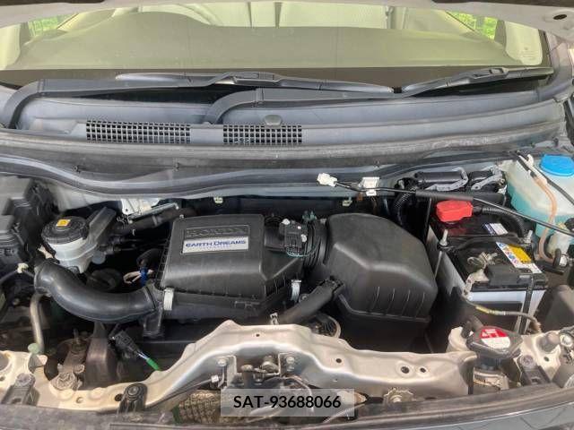 Honda N-WGN 2015-04 393064-18